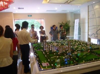 東壹區(qū)營(yíng)銷(xiāo)火爆揭幕，房產(chǎn)咨詢(xún)熱潮涌動(dòng)